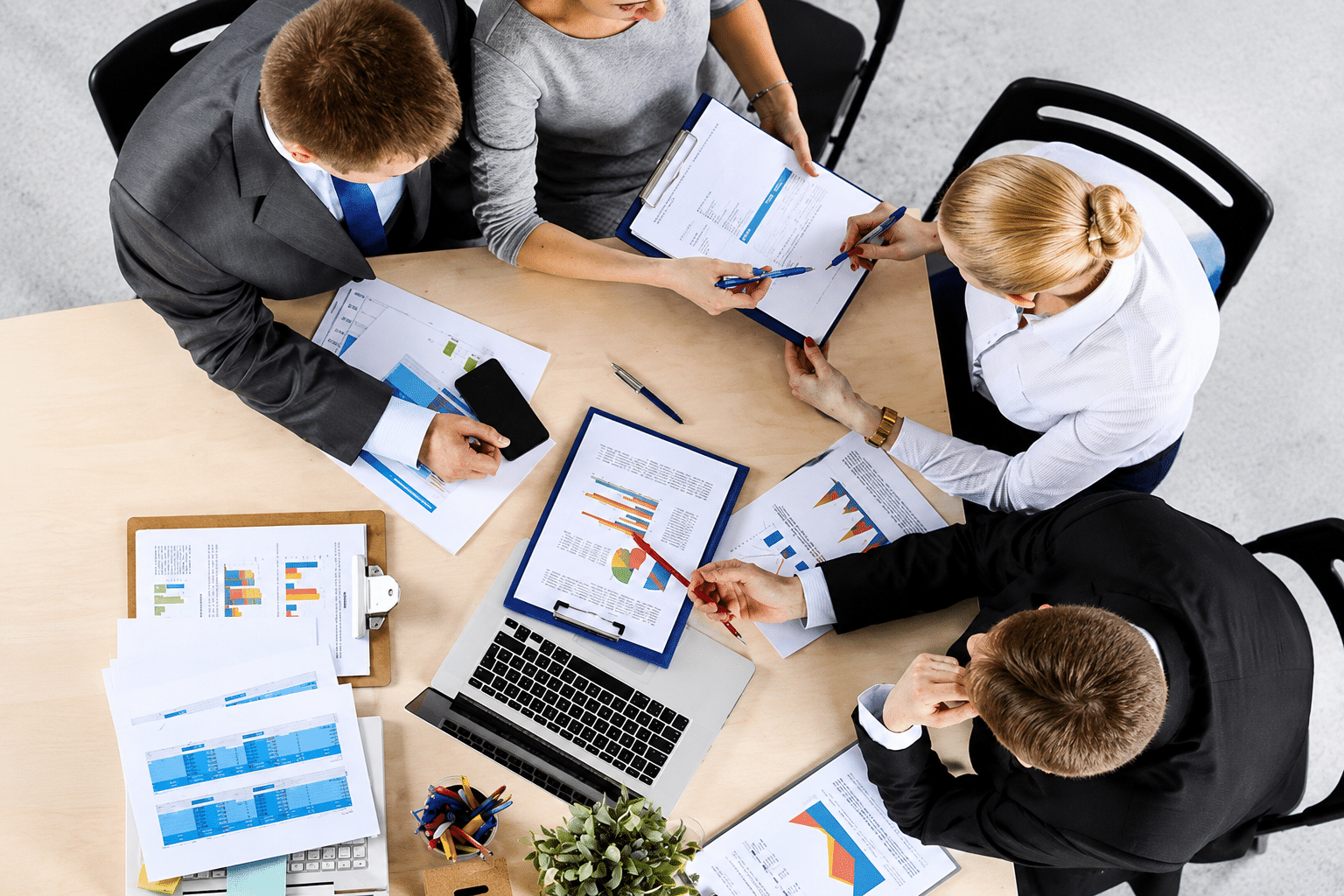 MissionElite Consulting business meeting